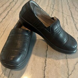Alegria plaid to Meet You size 41